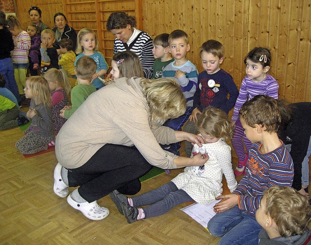Ehrung fr den Kindergarten St. Nikola...wissenschaftlichen Fragen beschftigt.  | Foto: Thomas Steimer