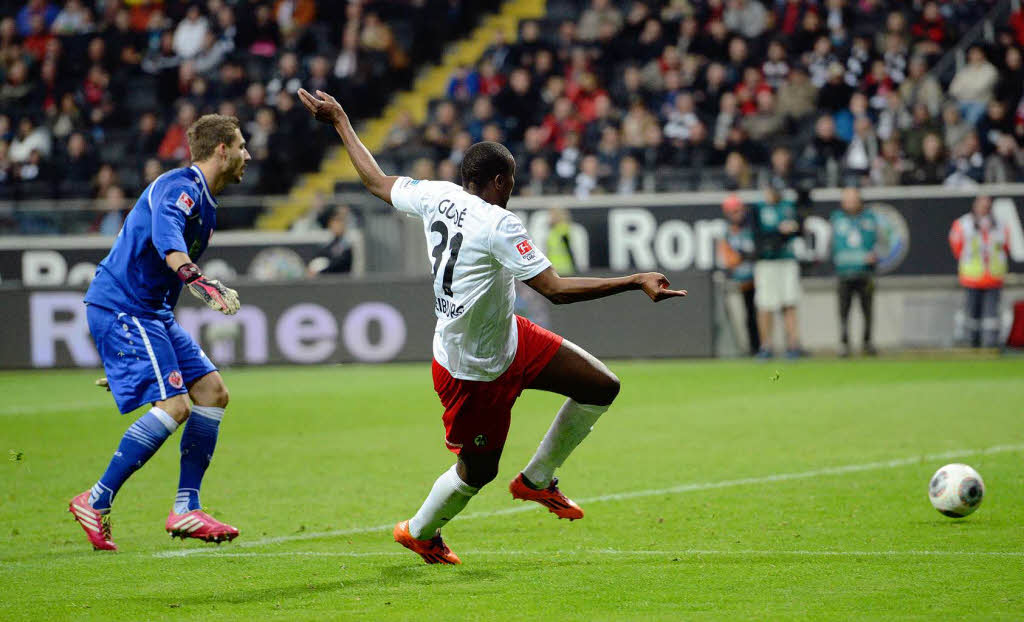Effizienz pur: SC Freiburg siegt 4:1 gegen Eintracht Frankfurt.