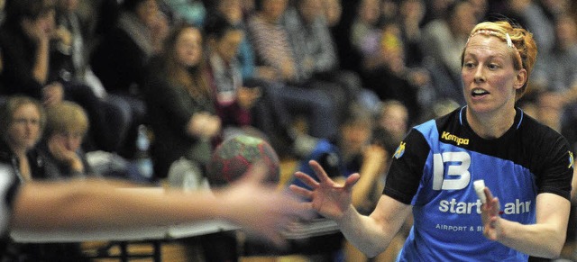 Sarah Huser von den Handballerinnen de...ufen alle auf dem Zahnfleisch.&#8220;   | Foto: Bettina Schaller