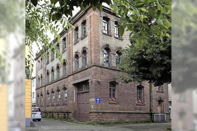 EHEMALIGE TONOFENFABRIK