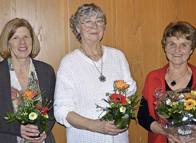 Margrit Reinke (Mitte) hat keine einzi...ine Klingler (links) und  Iris Krumm.   | Foto: Georg Diehl