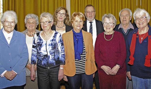 Beim Schwarzwaldverein geehrt: Antonie...Dilger und Gisela Giesler (von links)   | Foto: Sedlak