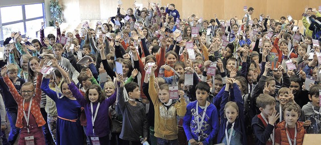 Hunderte Kinder diskutierten an der Ki...ni darber, was eigentlich schn ist.   | Foto: Florian Binder