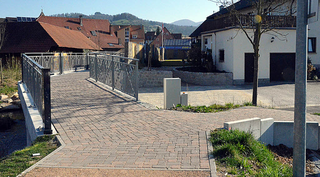 Der Fußweg an der Kander ist endlich freigegeben Kandern Badische