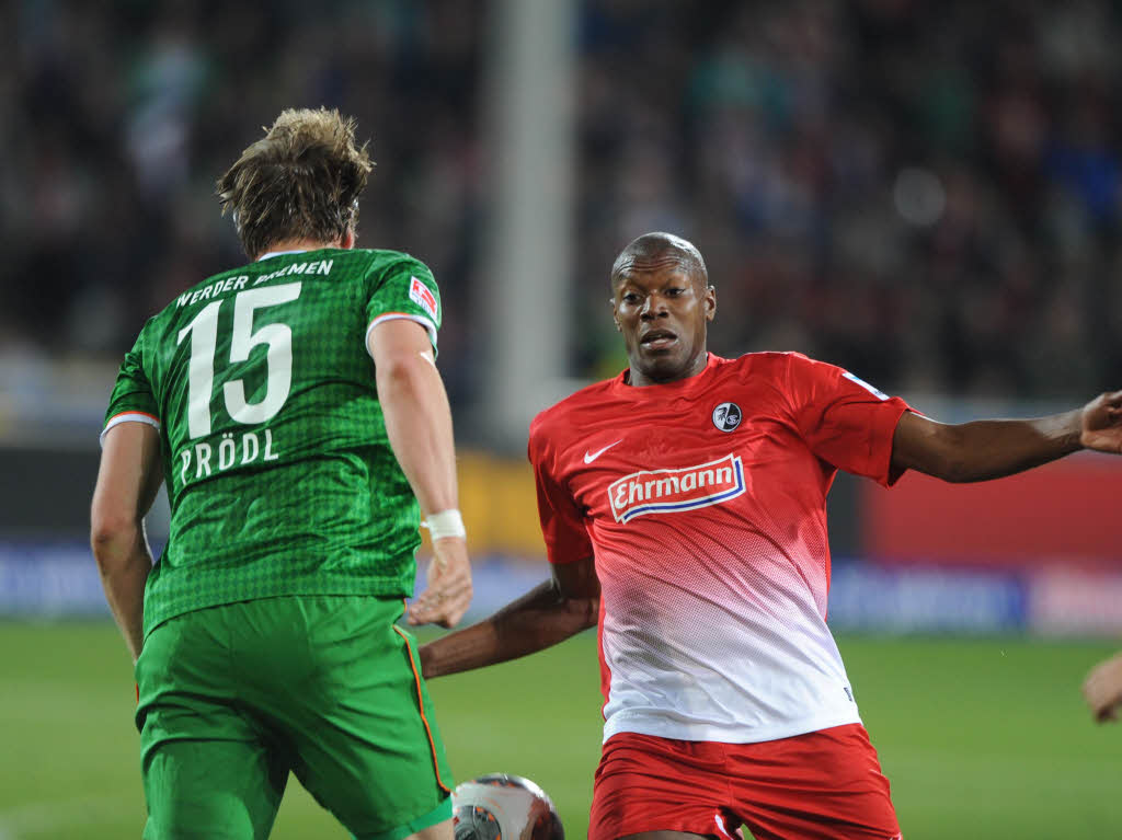 Mit einer kmpferisch hervorragenden Leistung schlgt Freiburg Werder Bremen im heimischen Stadion. Es war der zweite Sieg in Folge.