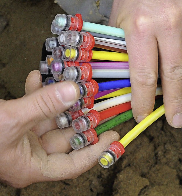 Die Breitband-Versorgung soll mit Nachdruck vorangetrieben werden.   | Foto: dpa/Kneffel