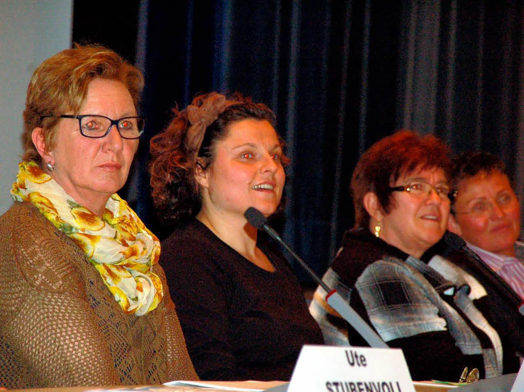 Beantworteten die Fragen der Mtter und Vter (von links): die Kindergartenleiterinnen Gabriele van Kreij, Carina Schier, Else Mattes und Ilona Siebeneicher. 