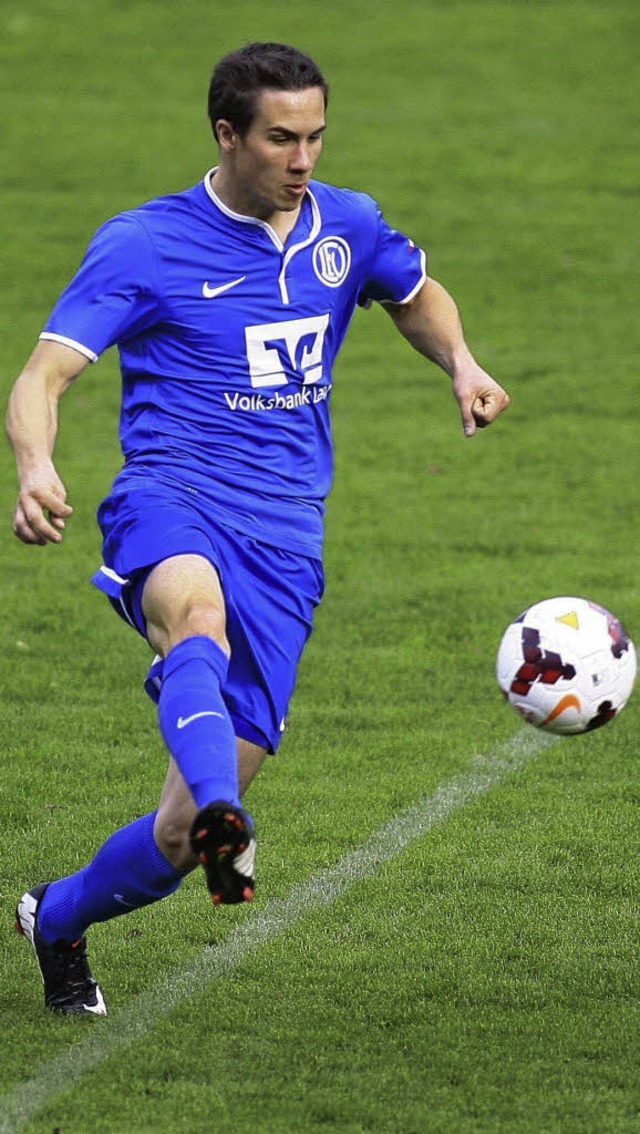 LFV-Strmer Andreas Zuska flog vom Platz.   | Foto: Archiv: P. Aukthun