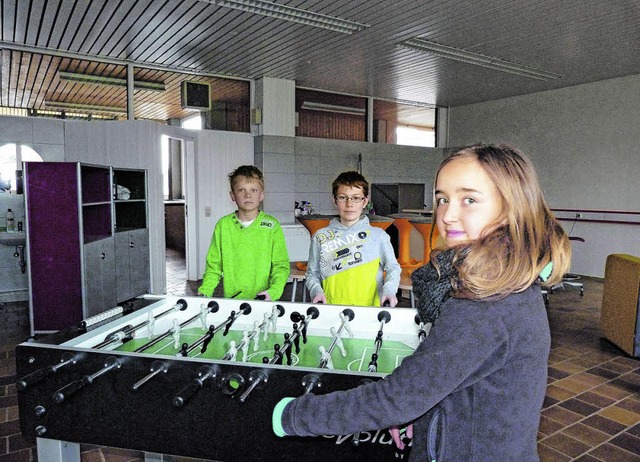 Lea, Jeremy und Jan (von rechts) finde...n Reich-Schule schon mal recht cool.    | Foto: Lendle