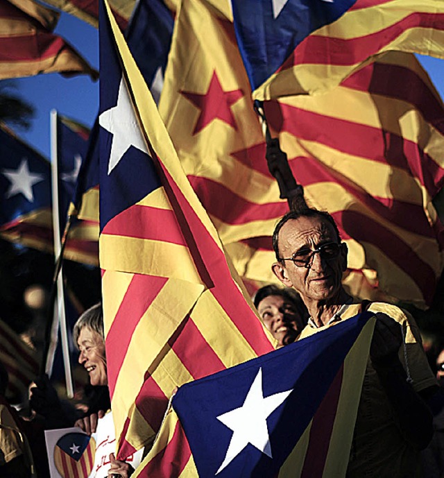 Unabhngigkeitsdemo in Barcelona im Oktober 2013   | Foto: AFP