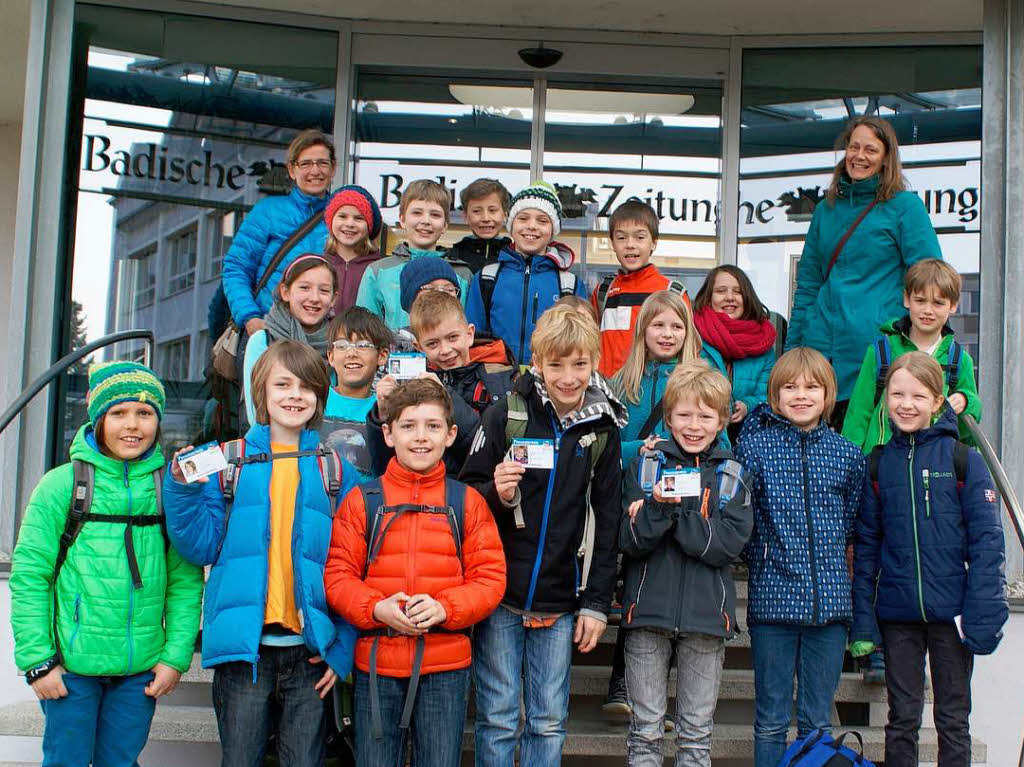 Die Klasse 4c der Weiherhof Grundschule Freiburg mit ihrer Lehrerin Ina Voelkner. Die Klasse 4c der Weiherhof Grundschule Freiburg mit ihrer Lehrerin Ina Voelkner.