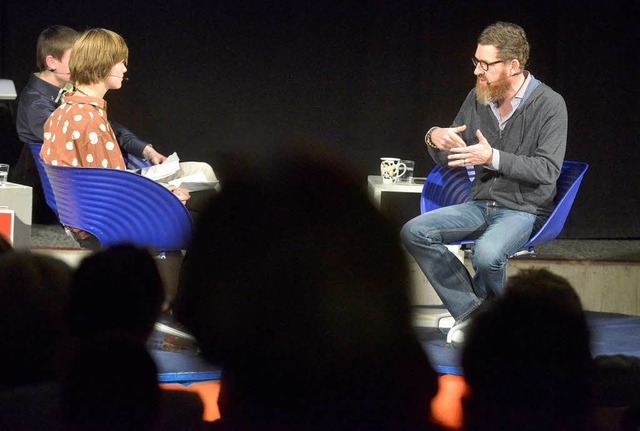 Kreuzverhr: BILD-Chef Kai Diekmann im Rotteck-Gymnasium in Freiburg  | Foto: Michael Bamberger