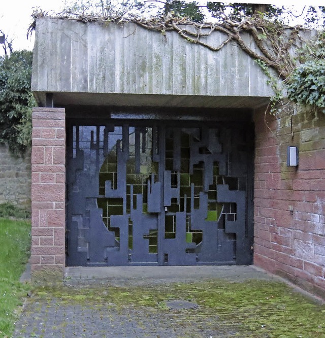 Die Leichenhalle auf dem Mundinger Friedhof  | Foto: Georg Vo