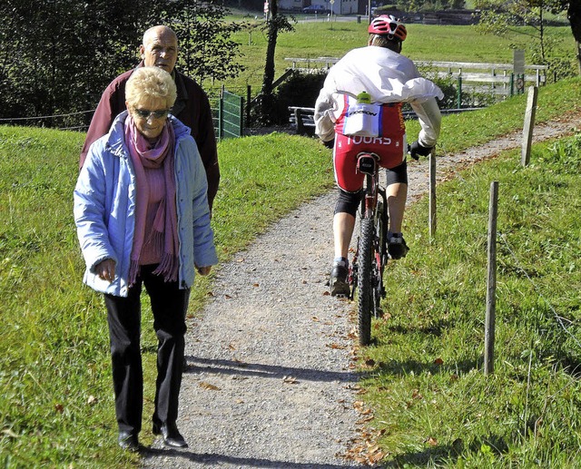 Ein freundliches Miteinander von Wanderern und Radfahrern sollte das Ziel sein.   | Foto: Markus Donner