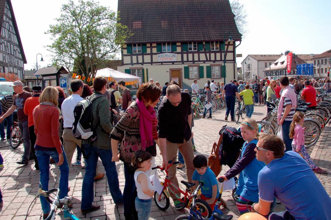 Immer wieder heiß begehrt sind die Kin...äder beim Fahrrad- und Frühlingsmarkt.  | Foto: Andrea Steinhart