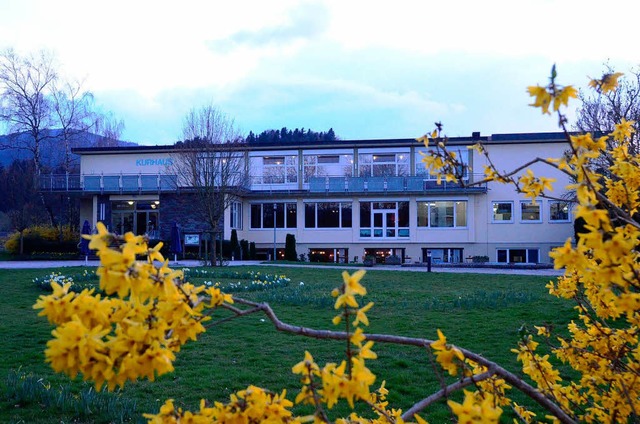 Das Kurhaus in Kirchzarten bietet kein.... Jetzt muss die Gemeinde nachbessern.  | Foto: Markus Donner