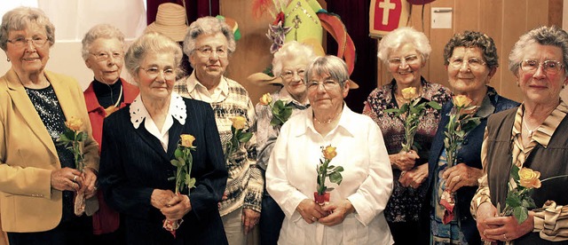 60 und mehr Jahre Mitglied bei der  Fr...Ehret, Lioba Feger und Friedel Gndig   | Foto: JULIA gross