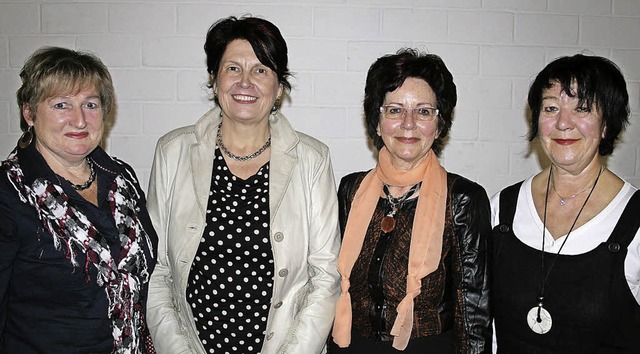 Wahlen beim Frauenverein (von links): ...ns und Anita Klempert. Foto: Ines Bode  | Foto: Ines Bode