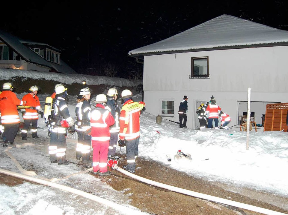 Ein Foto  vom Einsatz der Rettungskrfte im Februar 2013 nach der Explosion.   | Foto: Kamera 24