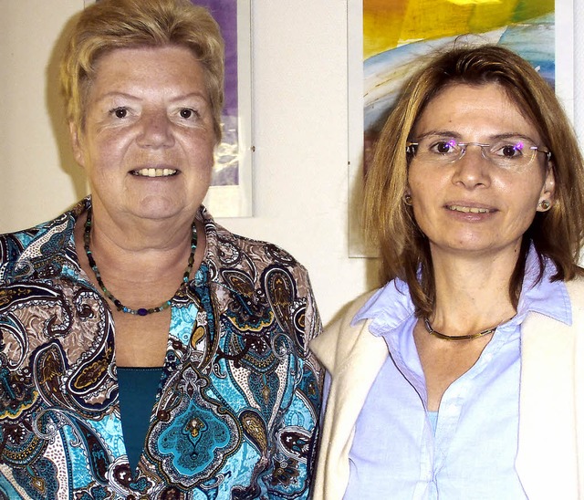 Gabi Stock (links) wurde zur neuen Vor.... Rechts ihre Vorgngerin Ines Hugel.   | Foto: Cornelia Selz