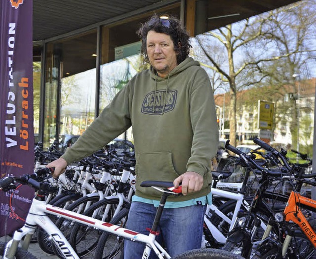Andy Wochner von der Fahrradstation Vel   | Foto: Tillmann Becker-Wahl