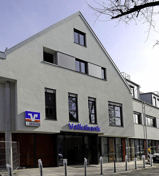 Bietet Platz fr Wohnen und Arztpraxen: das neue Volksbank-Haus in Neuenburg  | Foto: mps