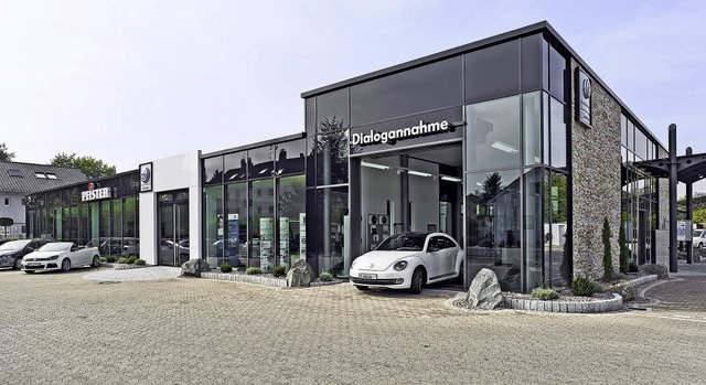 In neuem Gewand prsentiert sich das Neuenburger Autohaus Pfister.  | Foto: Pr/Pfister