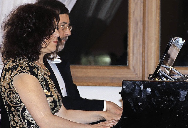 Maja und Sergej Zirkunow gestalteten z...ndig ein Klavierprogramm vom Feinsten.  | Foto: Margrit Matyscak