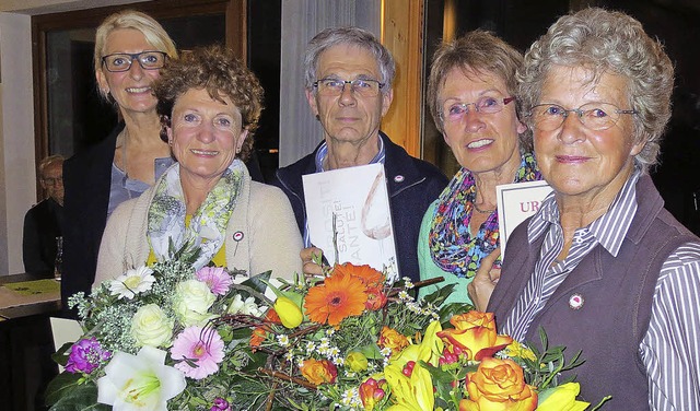 Ehrungen beim Tennisclub (von links): ...ler, Elisabeth Schill und Lilo Gommel   | Foto: Verein