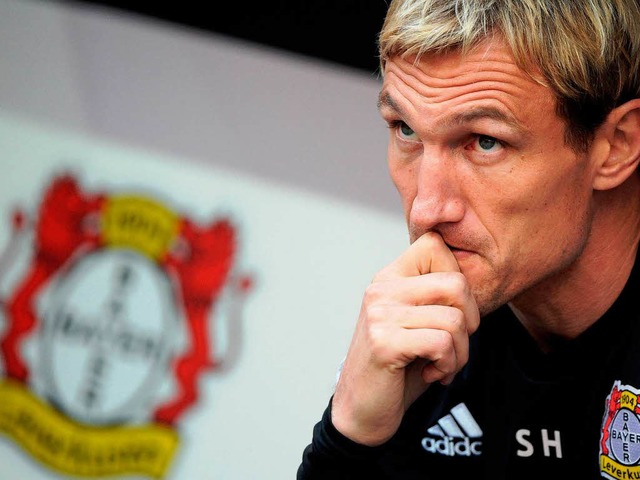 Sami Hyypi wird die Saison als Cheftrainer von Bayer Leverkusen nicht beenden.  | Foto: dpa