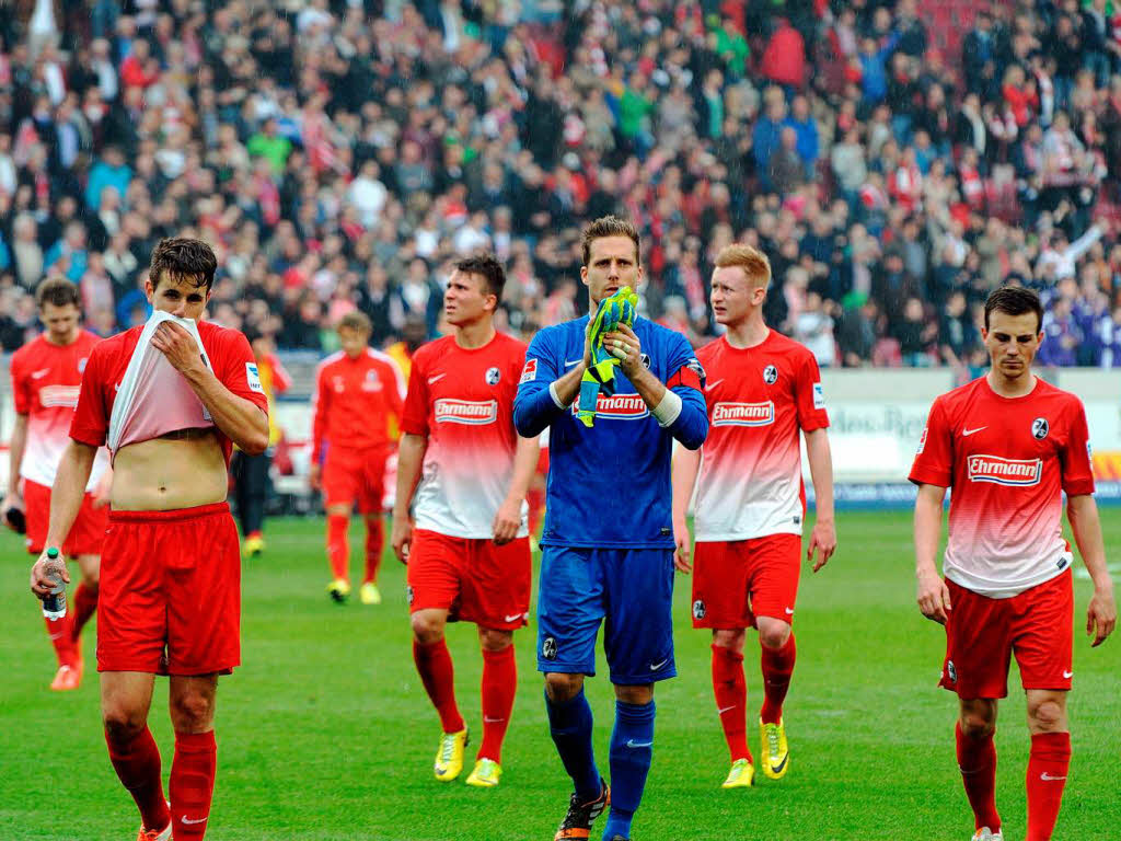 Der SC Freiburg hat sich von Stuttgart in der zweiten Halbzeit den Schneid abkaufen lassen. Nchste Woche geht es gegen Braunschweig.