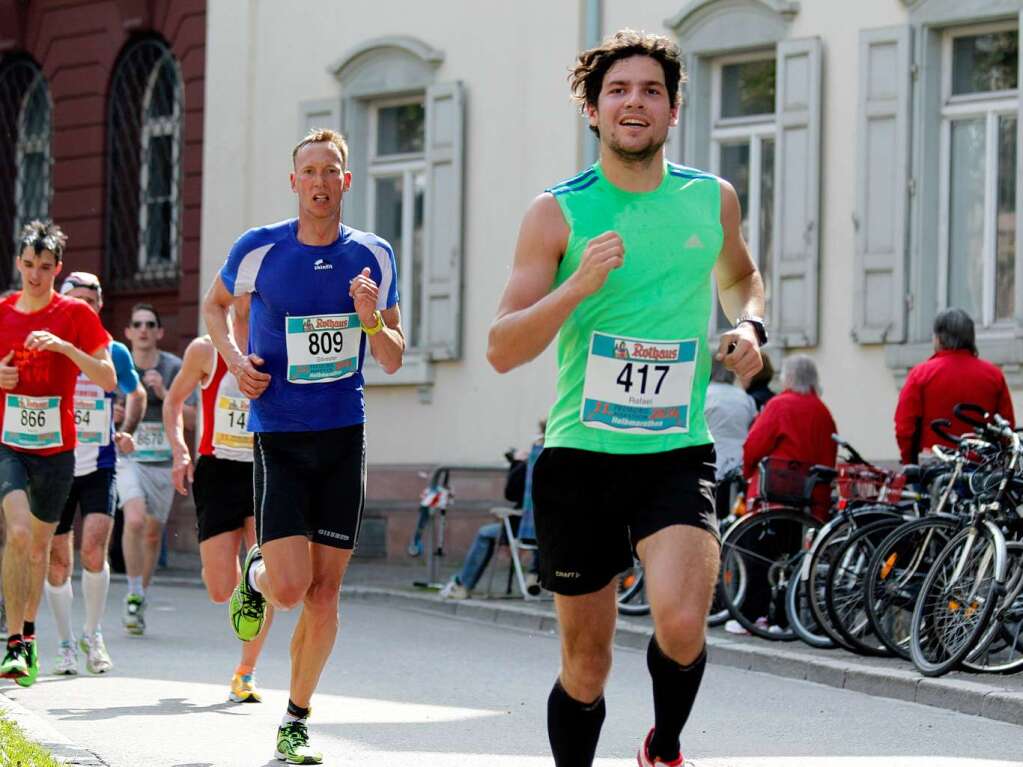 So ein Marathon hat viele Gesichter: Lufer, Zuschauer, Helfer, Organisatoren, Musiker...