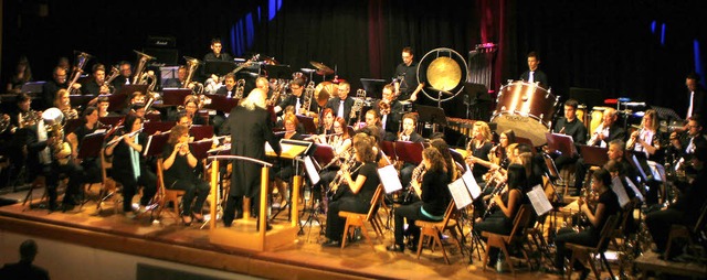 Das Blasorchester Seelbach erffnen mi...20; den ganz besonderen Konzertabend.   | Foto: fotos: heidi fssel
