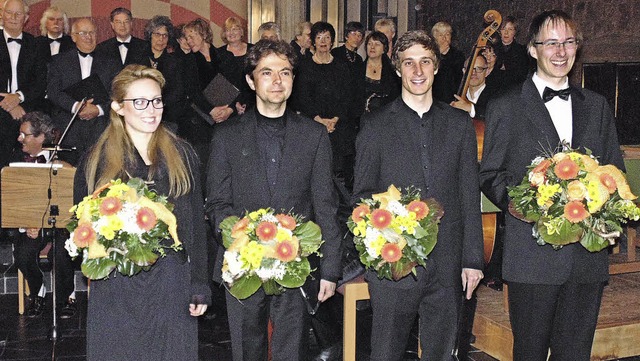 Der Kammerchor Bad Sckingen fhrte un...Ratzel und Sebastian Lau (von links).   | Foto: Michael Gottstein