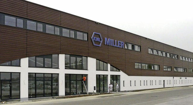 Rund fnf Millionen Euro investierte die Miller-Gruppe in eine neue Halle.  | Foto: Beschorner