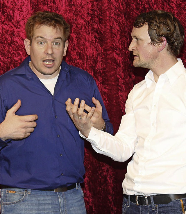 Kongeniales Comedy-Paar: Christian Sauter (blau) und Simon Kuhner   | Foto: mario schneberg