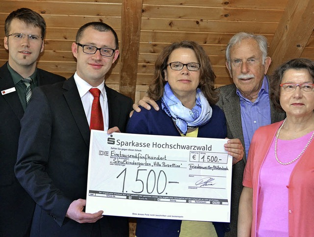 Ralf Thoma und Viktor Kelm (von links)...rge, Sebastian Drmann und Hedwig Motz  | Foto: Liane Schilling