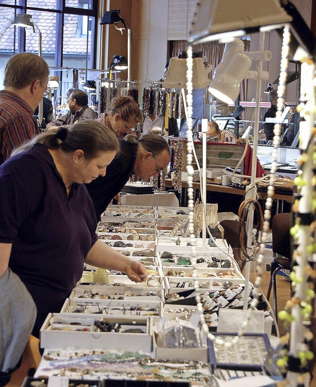 Schmuck soll bei der Mineralienbrse i...t mehr so stark im Vordergrund stehen.  | Foto: ArchivFoto: Hildegard Siebold