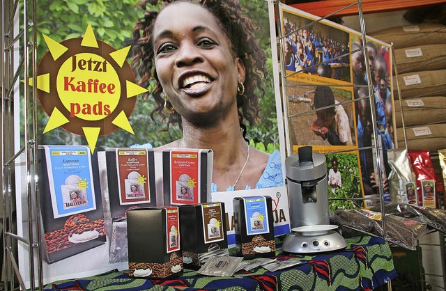 Die Kaffeedirektvermarktung fr die Kl...tioniert dank vieler Helfer prchtig.   | Foto: Marlies Jung-Knoblich