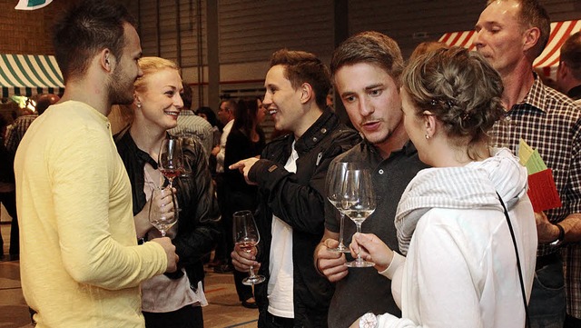 Fachsimpeleien beim Wein &#8211; die E...r Weinmesse am vergangenen Wochenende   | Foto: Erika Sieberts