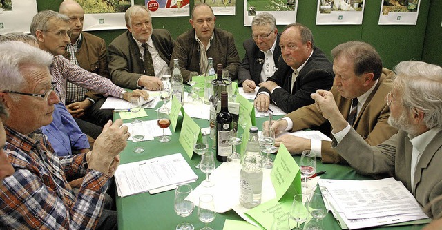 Jger und Politiker aus der Region dis... auf der Regio-Messe sehr kontrovers.   | Foto: Mink