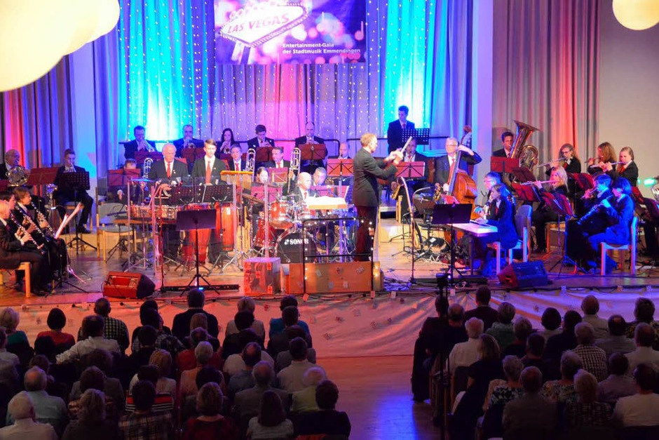 Die Entertainment Gala der Stadtmusik begeisterte die Besucher – völlig zu Recht. (Foto: Sylvia-Karina Jahn) Die Entertainment Gala der Stadtmusik begeisterte die Besucher – völlig zu Recht. (Foto: Sylvia-Karina Jahn)