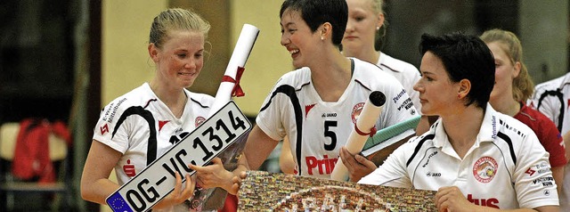 Molly Brewster und Tanya Schmidt werde...heuer schweren Herzens verabschiedet.   | Foto: Alexandra Buss