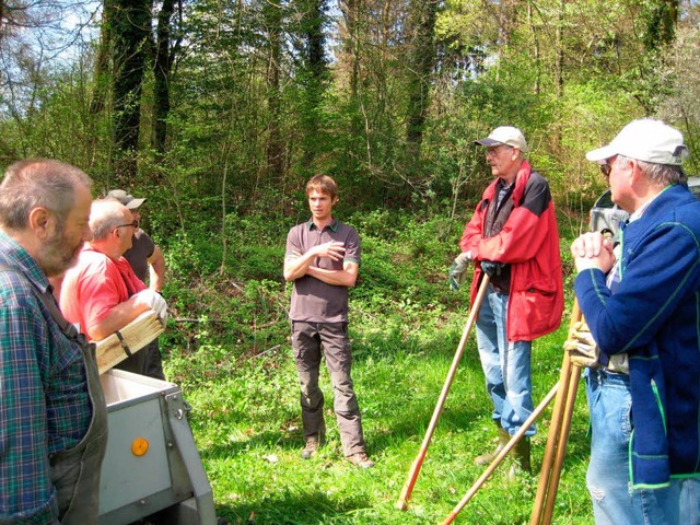 Mitglieder von Schwarzwaldverein und W...einschaft pflanzten in Wehr 100 Bume.  | Foto: Verein