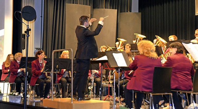 Der Musikverein Oberhausen berzeugte ...hnell fr ihre Treue zur Musik geehrt.  | Foto: Jrg Schimanski