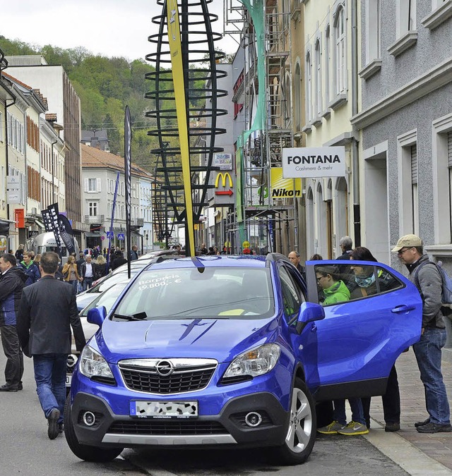 Blick auf einen Teil der  Automeile in der  Grabenstrae  | Foto: Barbara Ruda