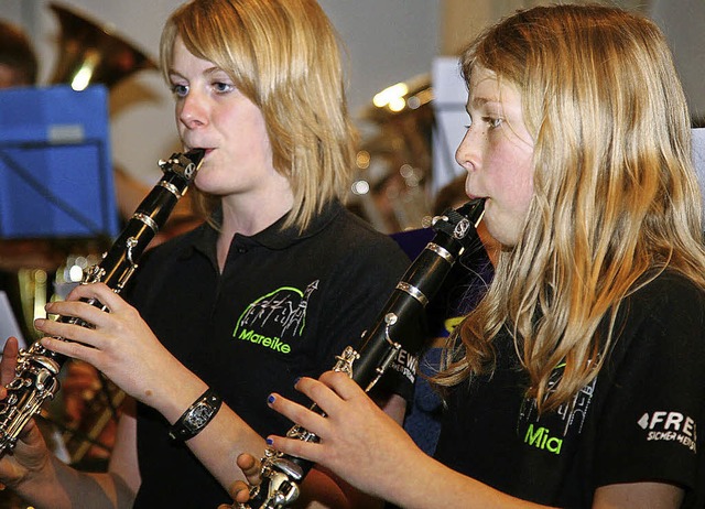 Junge Musiker und Musikerinnen aus Sch...egeisterten bei Konzert in Schmieheim.  | Foto: Sandra Decoux-Kone