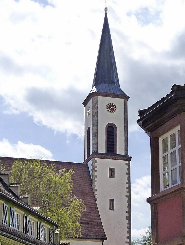 Ein markanter Punkt im Lffinger Stadt...r Stadtkirche mssen erneuert werden.   | Foto: Karla Scherer