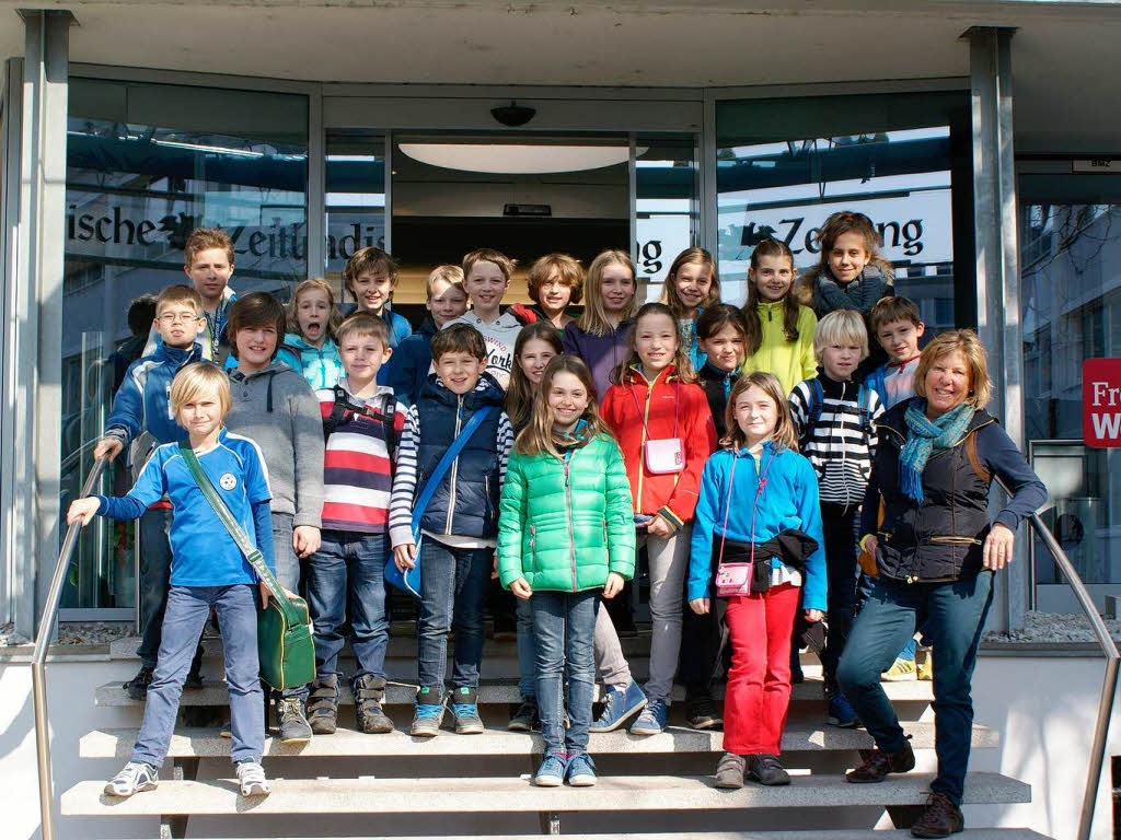 Die Klasse 4a der Emil-Thoma-Schule Freiburg mit ihrer Lehrerin Christiane Neugebauer