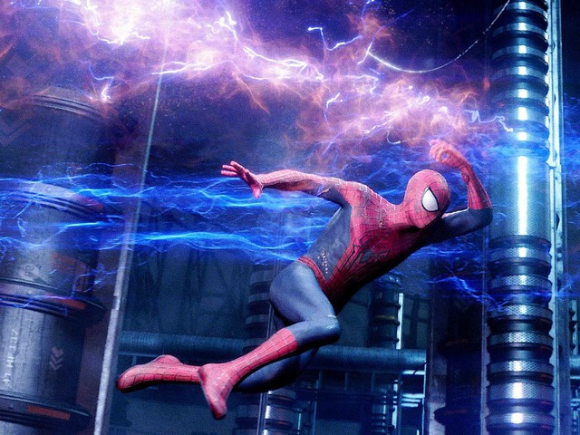 Unerbittlicher Kampf: Spider-Man und Electro  | Foto: dpa